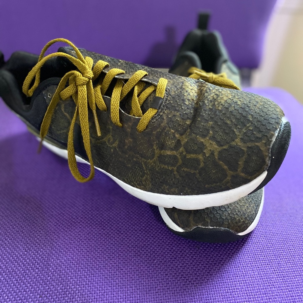 Nike Air Max Siren~ snake print
